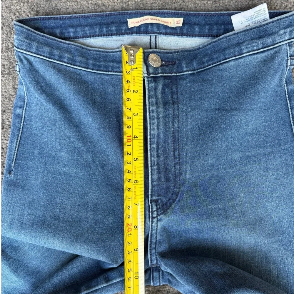 Levis Runaround Super Skinny Jeans Womens XS High Rise Medium Wash Blue Denim - Picture 9 of 12